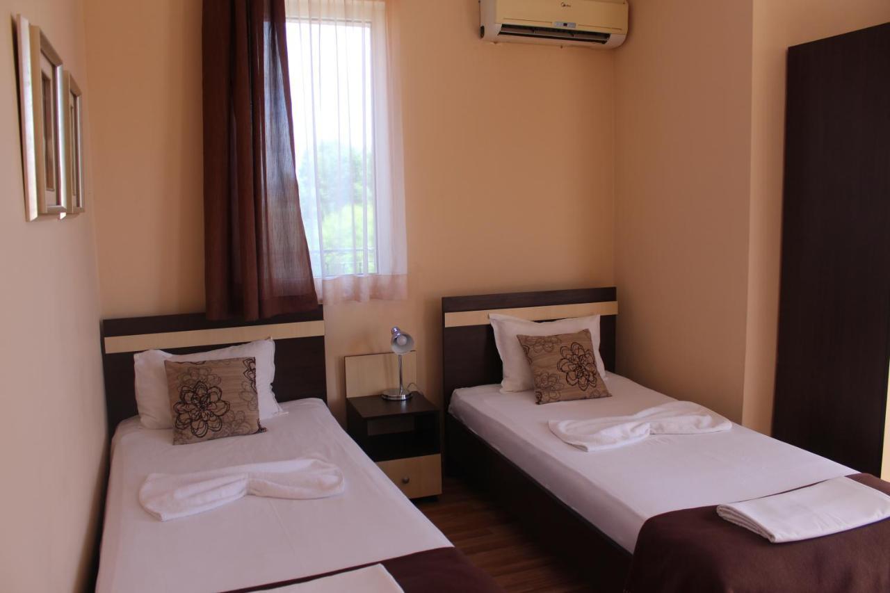 Respekt Guest House Sunny Beach Exterior photo